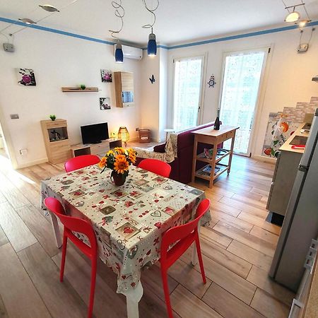 Butterfly Apt In Suna With Garage Verbania Bagian luar foto